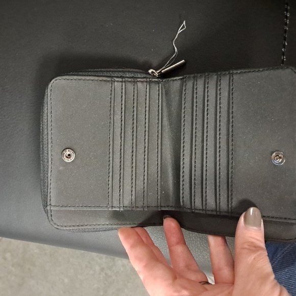 Wallet - Picture 2 of 3